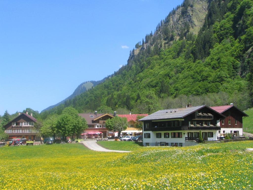 Mountain Hostel Оберстдорф Екстериор снимка