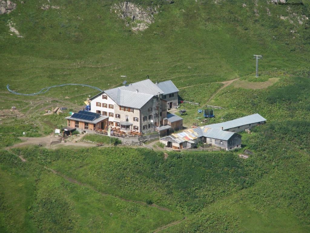 Mountain Hostel Оберстдорф Екстериор снимка